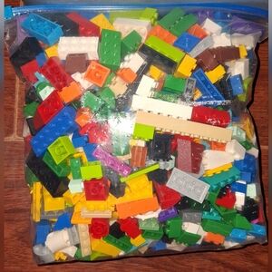 Bulk Legos 2.5 Lbs Pounds